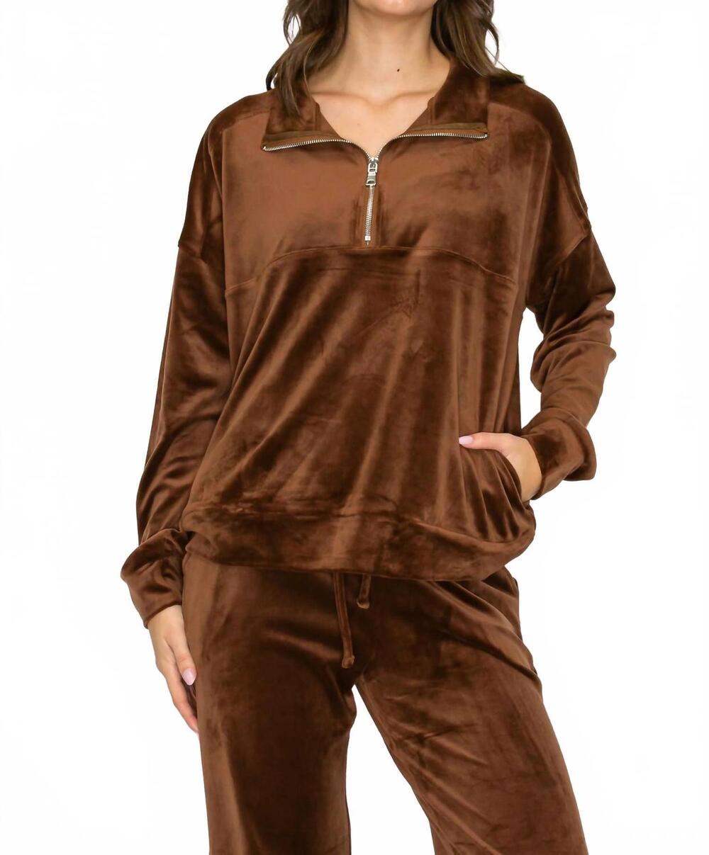 NEW KNIT RIOT velour quarter-zip pullover sweatshirt in chocolate